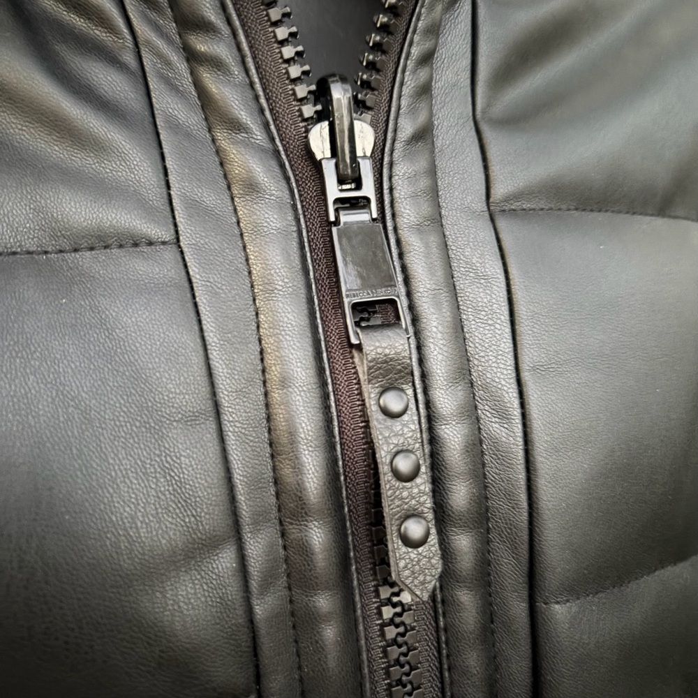 Rebecca Minkoff Reversible Vegan Leather & Sherpa Women’s Vest, SZ S NWOT - Picture 6 of 8